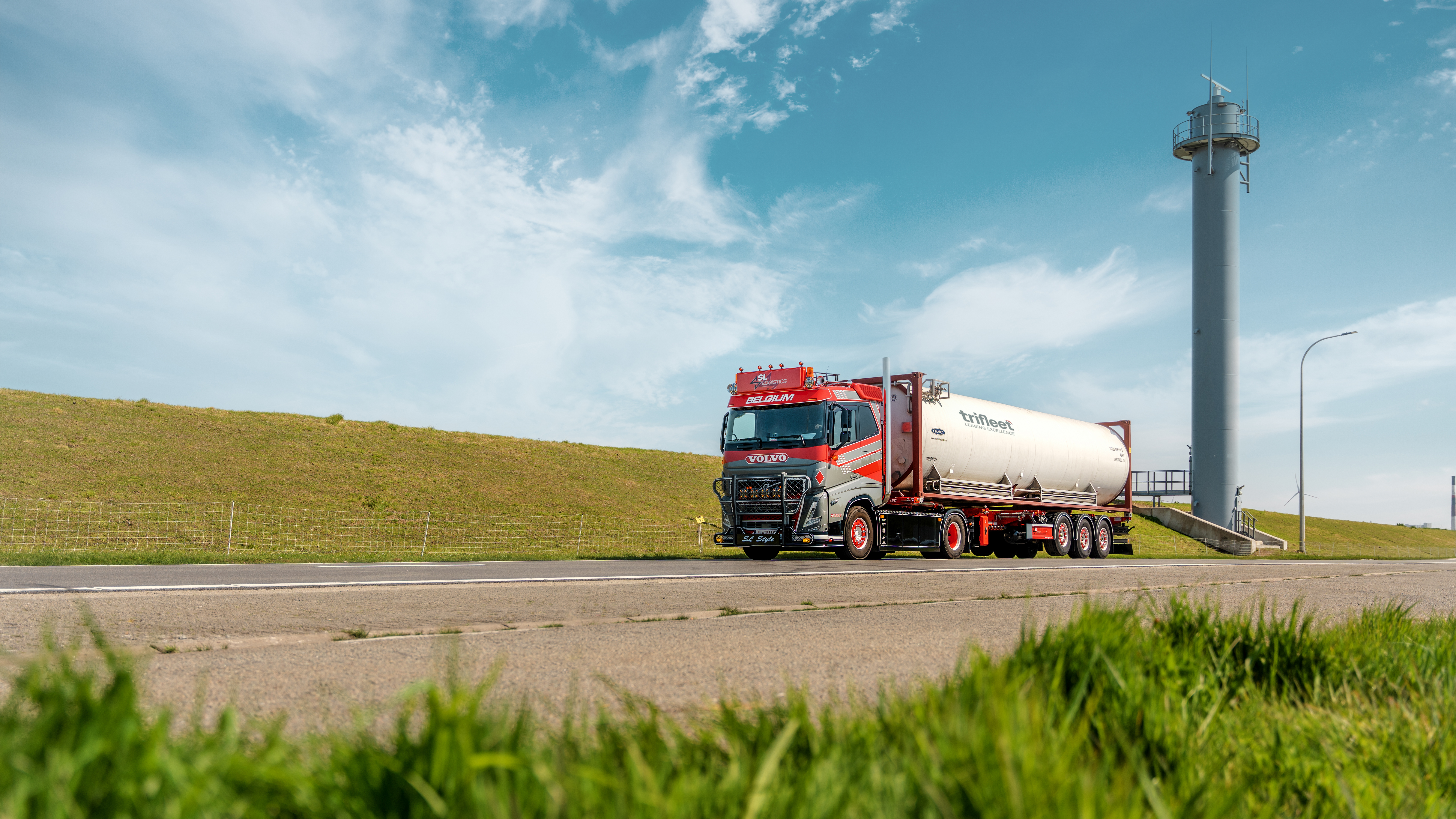 NATIONAAL EN INTERNATIONAAL TRANSPORT